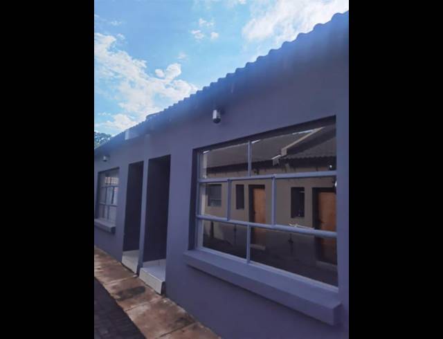 2 BEDROOM PROPERTY TO RENT IN MOKOPANE CENTRAL
